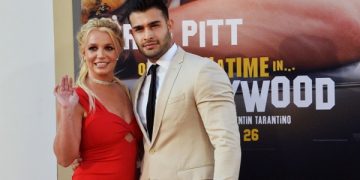 Britney Spears Announces Pregnancy