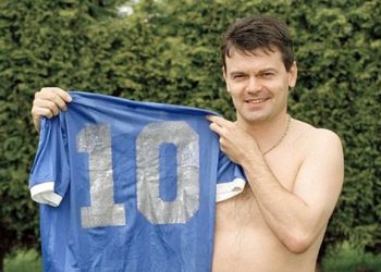 Maradona’s Shirt up for Auction