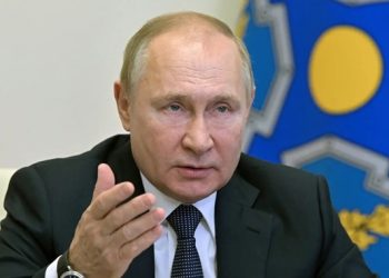 Russia Urges Ukraine to Give Up Resistance in Mariupol