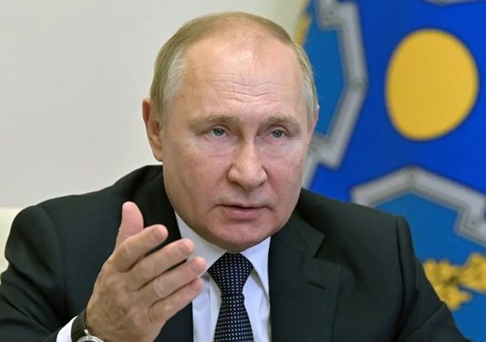 Russia Urges Ukraine to Give Up Resistance in Mariupol