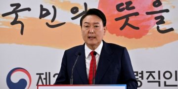 South Korea’s President Elect to Compensate Business Owners