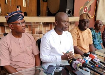 Three Commissioners Defects to PDP in Oyo