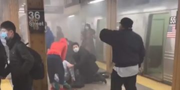 US Subway Shooting Injures 20