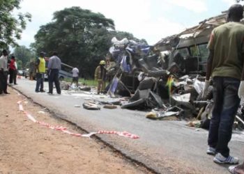 Bus accident in Zimbabwe claim lives