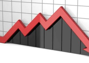 Naira depreciates against dollar at N420