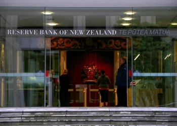 New Zealand Raises Interest Rates Amid Inflation Crisis