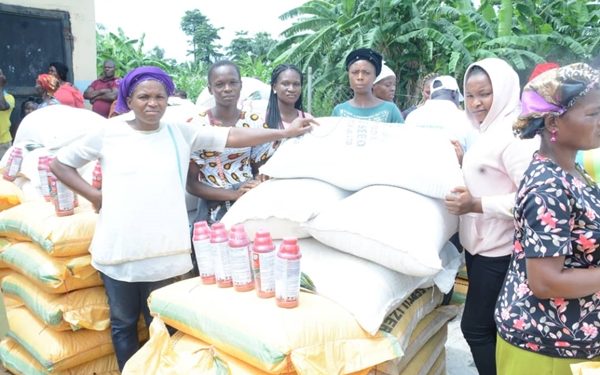 Ugwuanyi Commends Federal Government Over Empowerment of Farmers
