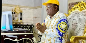 Umahi Appeals to Nigerians to Transform the Country
