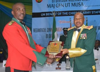 Army Chief honors 81 retired Officers