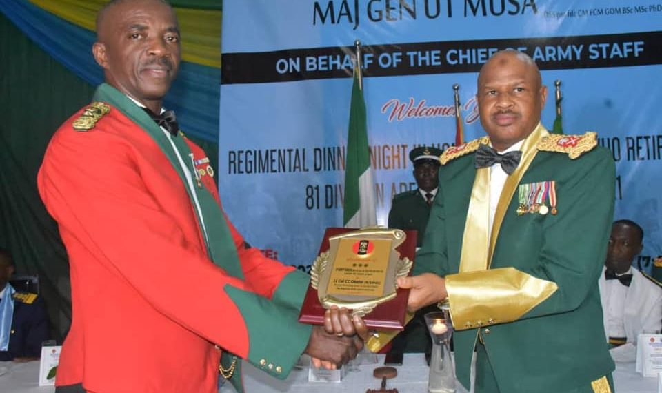 Army Chief honors 81 retired Officers