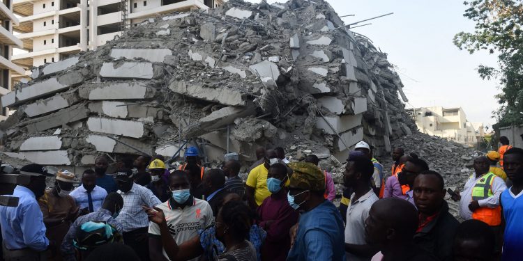 Death toll from collapsed building in Lagos rises