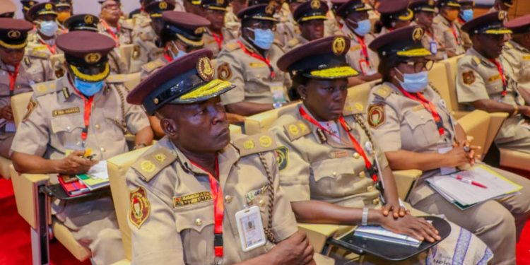 Immigration promotes 98 Officers