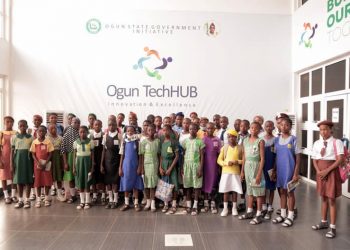 Ogun government promotes ICT training among female students