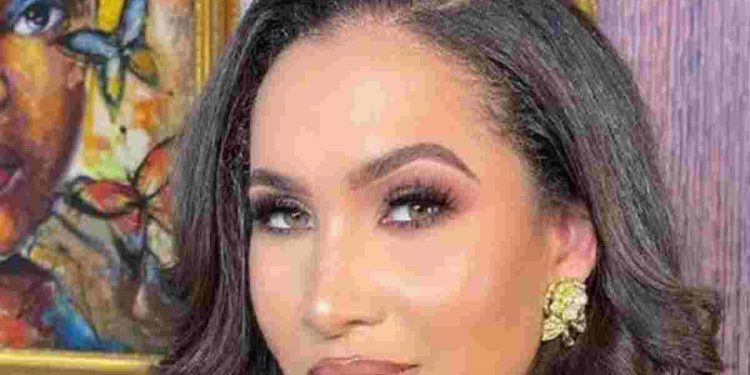 Actress Carolyna Hutchings denies falsifying age