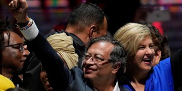 Ex-rebel Fighter Wins Colombia’s Presidency