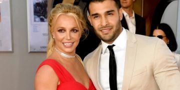 Spears Marries Fiancé