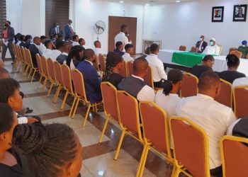 Ugwuanyi Offers Bursary to Law Students