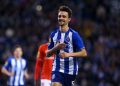 Porto agrees to sell Viera to Arsenal