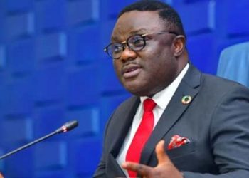 Ayade Approves Increase of Salaries for Judiciary Workers