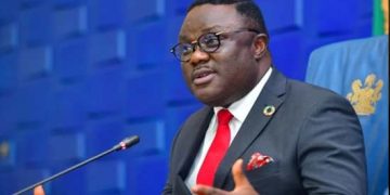 Ayade Approves Increase of Salaries for Judiciary Workers