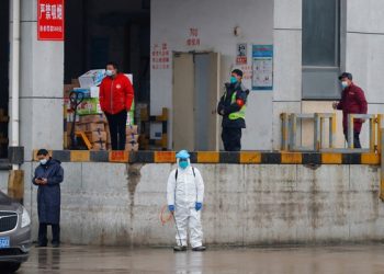 China Shuts Businesses Over COVID-19 Cases