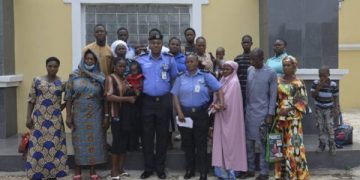 Kogi Police Presents Cheques to Families of Deceased Officers