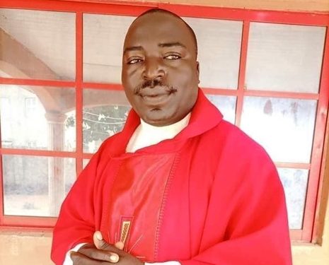 Buhari Condemns Murder of Catholic Priest