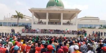 National Assembly Warns Workers