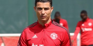 Ronaldo to Extend Contract at Old Trafford