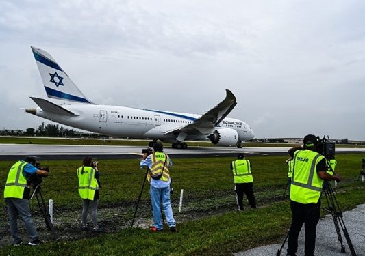 Saudi Arabia to Open Airspace to Airlines
