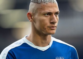 Tottenham Signs Richarlison from Everton