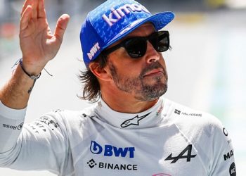 Alonso to Join Aston Martin on a Contract