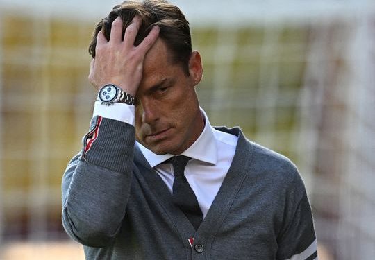 Bournemouth Sacks Coach, Parker