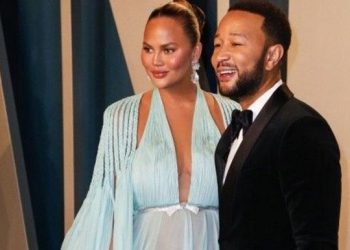 Chrissy Teigen Expects Baby with, John Legend.