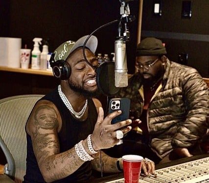 Davido Previews Unreleased Single on Instagram
