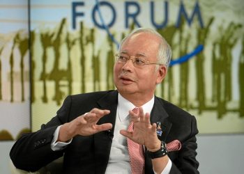 Former Malaysian Prime Minister Begin Bid to Set Aside Conviction