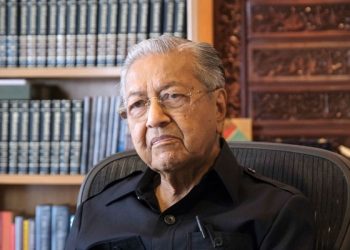 Malaysia’s Ex-Prime Minister Tests Positive for COVID-19