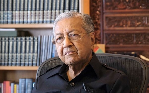 Malaysia’s Ex-Prime Minister Tests Positive for COVID-19