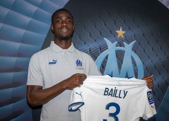 Marseille Signs United’s Center Back