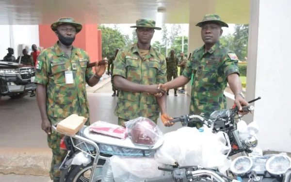 Nigerian Army Honor Soldiers
