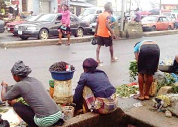 Osun Government Bans Road-side Trading