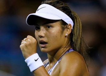 Raducanu Reaches Washington Open Second Round