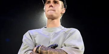 Bieber Cancels World Tour