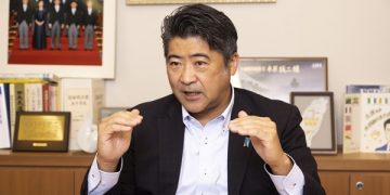 Japan to Relax Border Control to Boost Economy