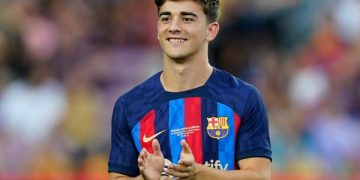 Gavi Signs New Contract with Barcelona