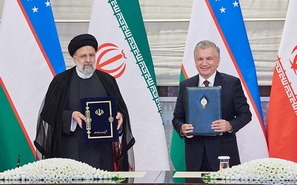 Iran Signs Memorandum to Join Shanghai Cooperation Organization