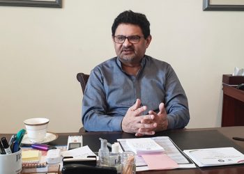 Pakistan’s Finance Minister Set to Resign
