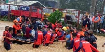 Philippines Evacuate Residents as Typhoon Hits Hard