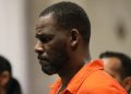R. Kelly to Pay 300,000 dollars to his Victim
