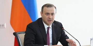 Armenia and Azerbaijan Negotiate Ceasefire to End Fighting